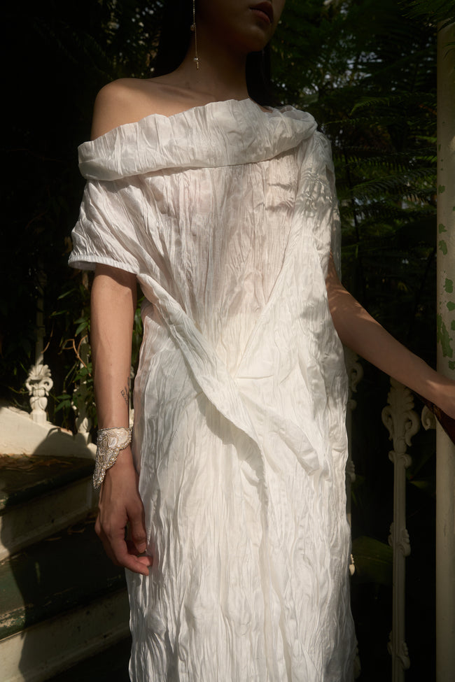 雪漫垂絲斜肩洋裝 Winter Willow Dress