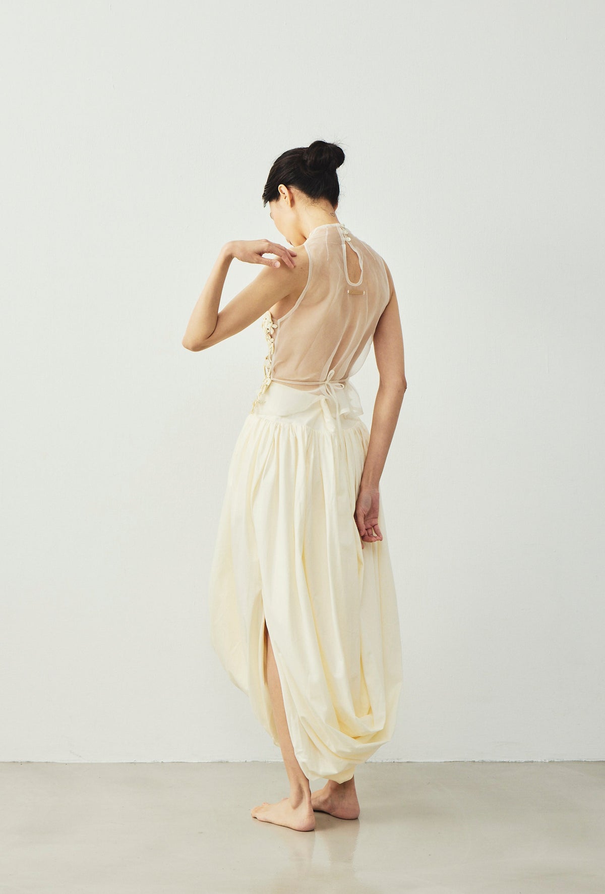 浮雕香水皮革手工上衣 LEATHER COUTURE TOP