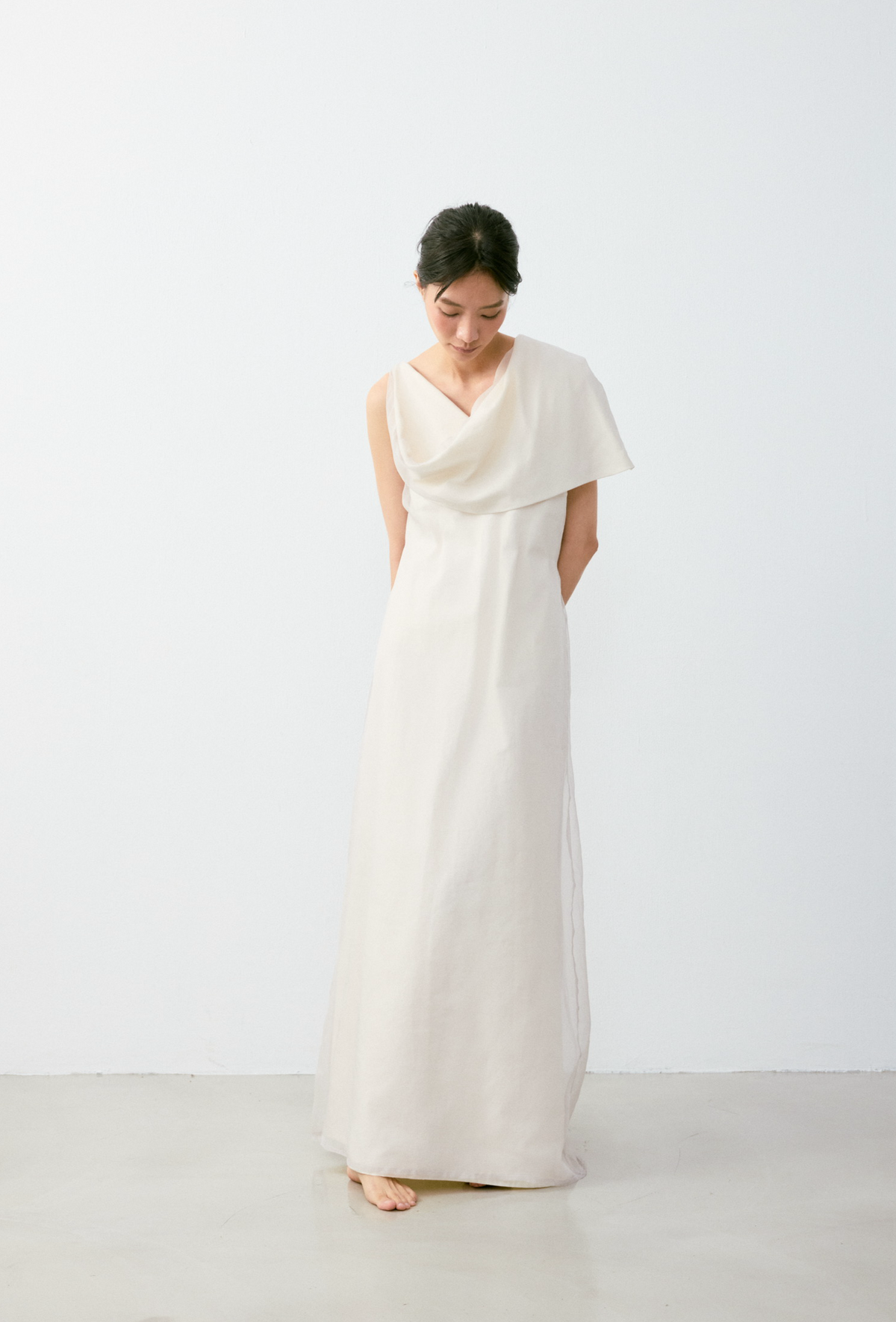 霧層次斗篷洋裝 MIST CAPE DRESS
