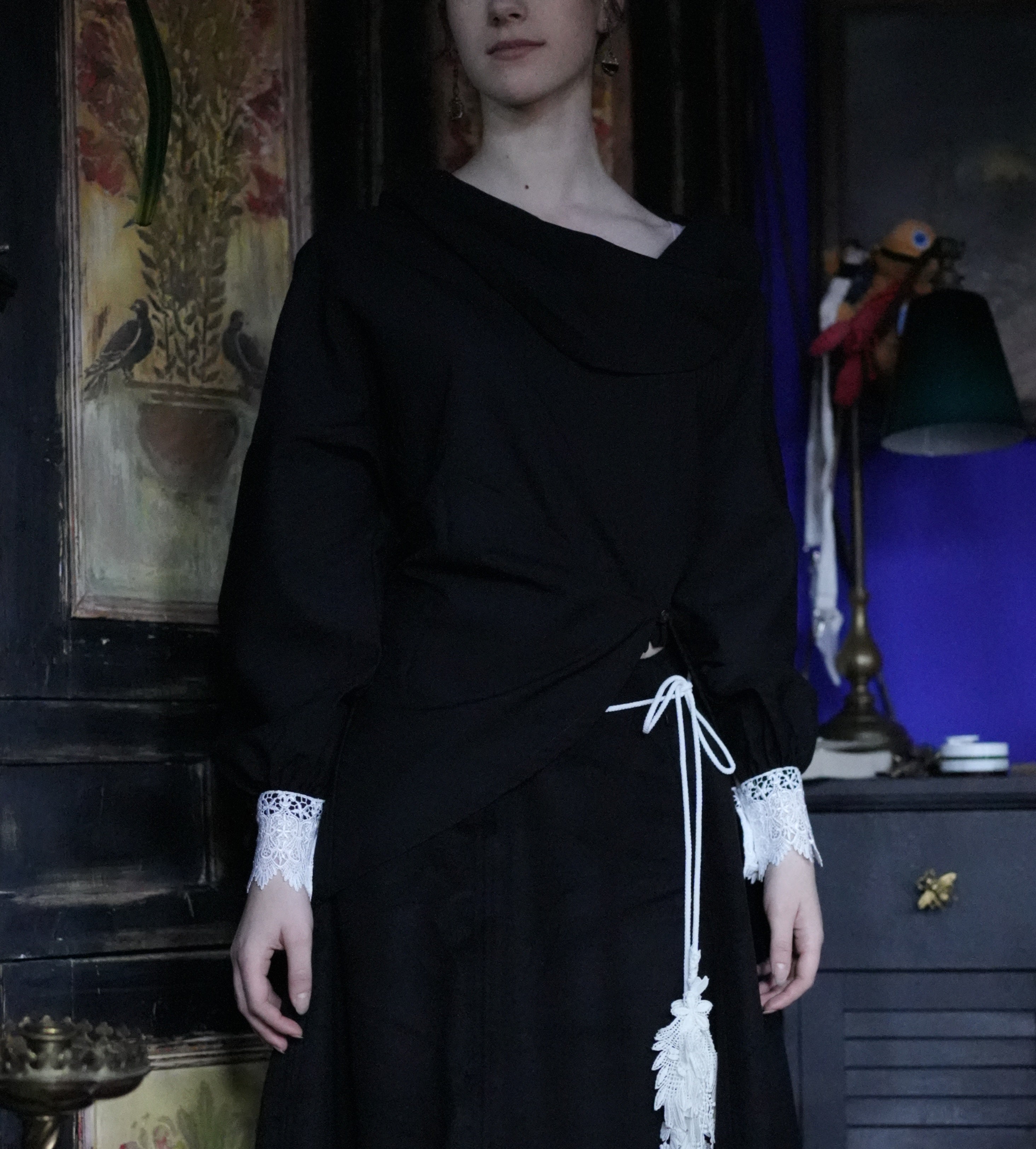 冰洞不對稱垂墜上衣 Asymmetrical Drape Top